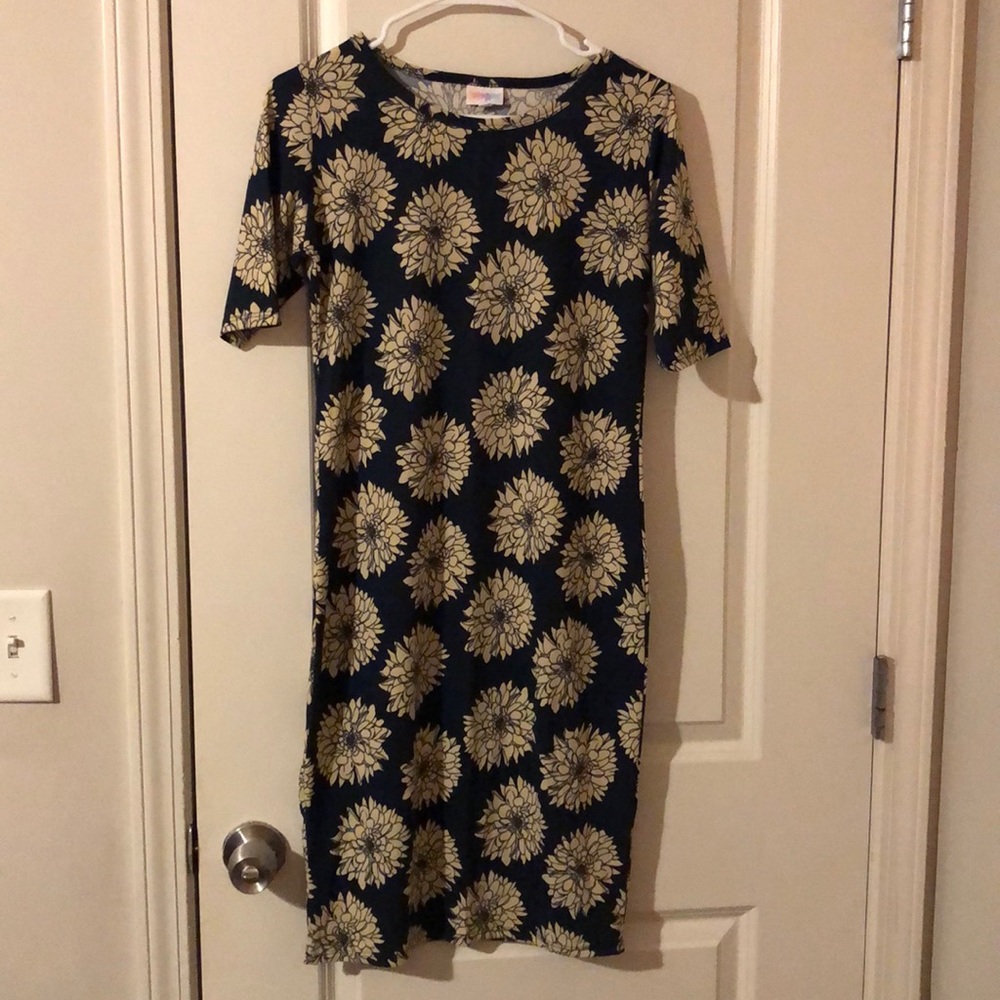 Small LulaRoe Julia Dress